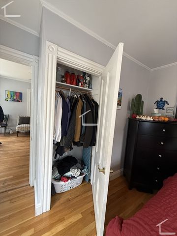 6 Bayard St 1, Boston, MA 02134