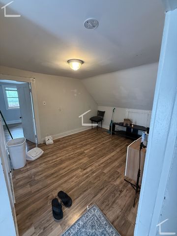 6 Bayard St 1, Boston, MA 02134