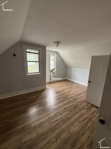6 Bayard St 1, Boston, MA 02134