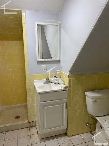 6 Bayard St 1, Boston, MA 02134
