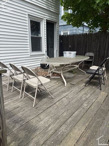 6 Bayard St 1, Boston, MA 02134