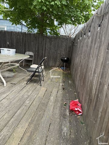 6 Bayard St 1, Boston, MA 02134