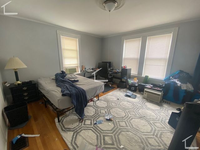 6 Bayard St 1, Boston, MA 02134