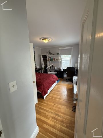 6 Bayard St 1, Boston, MA 02134