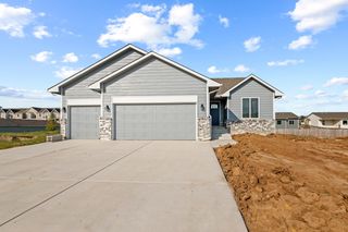 10977 W Sondra Ct, Maize, KS 67101