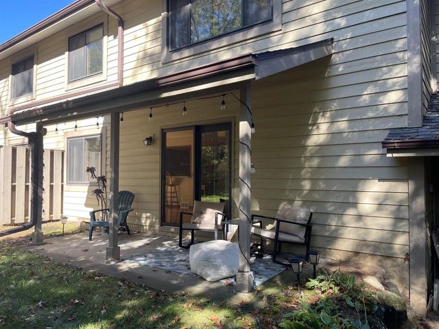 5933 Forest Lane, Fitchburg, WI 53711