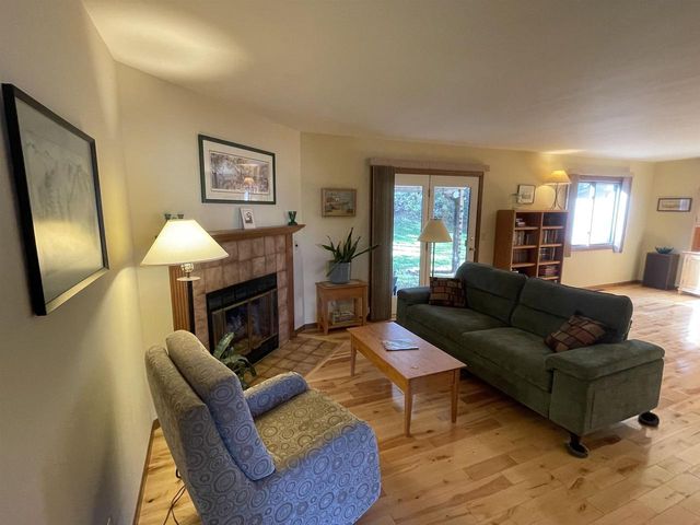 5933 Forest Lane, Fitchburg, WI 53711