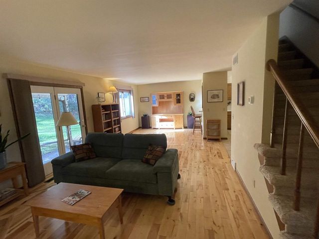 5933 Forest Lane, Fitchburg, WI 53711