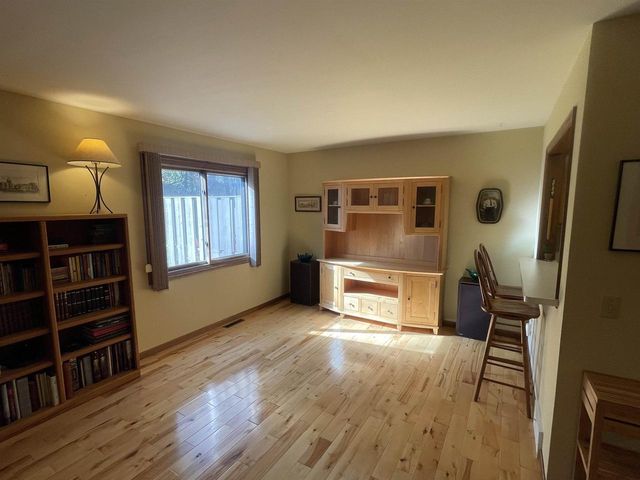 5933 Forest Lane, Fitchburg, WI 53711