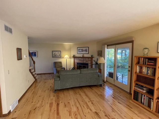 5933 Forest Lane, Fitchburg, WI 53711