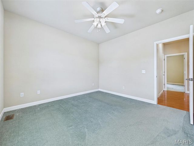 26 Woodcrest Drive, Bethalto, IL 62010