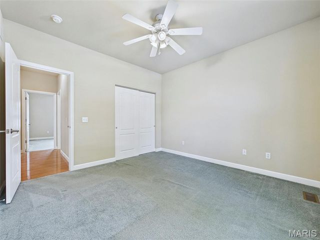 26 Woodcrest Drive, Bethalto, IL 62010