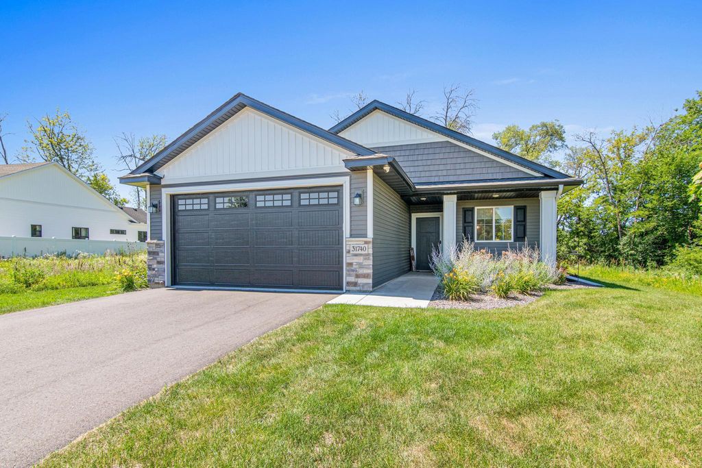 31740 Madison Road, Lindstrom, MN 55045 — exterior