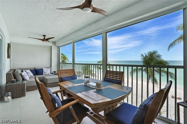 9517 Gulf Shore DR 401, Naples, FL 34108