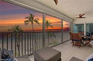 9517 Gulf Shore DR 401, Naples, FL 34108