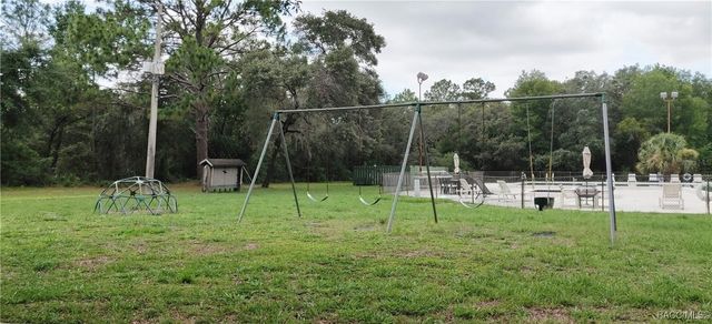 50 Grass Street, Homosassa, FL 34446