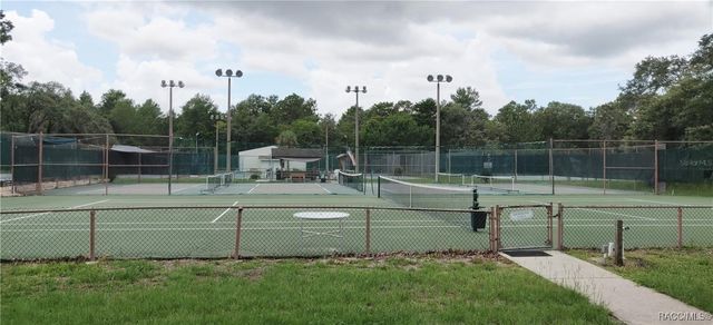 50 Grass Street, Homosassa, FL 34446