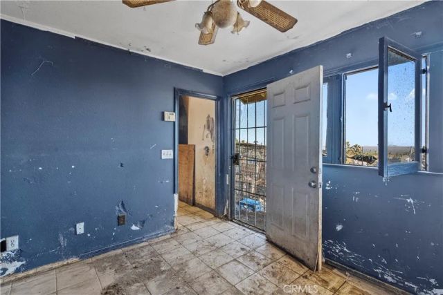 20649 E Avenue Y, Llano, CA 93544