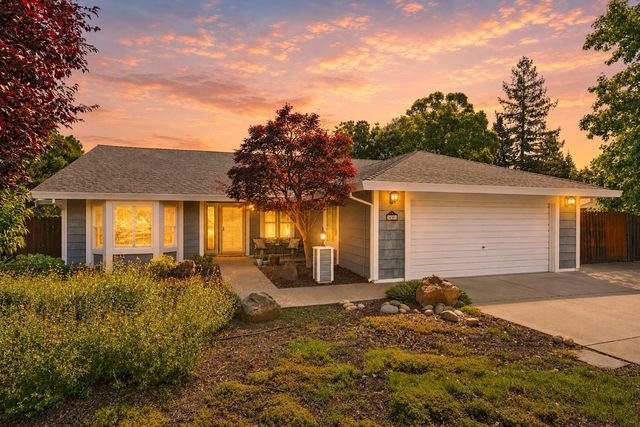 430 Flower Dr, Folsom, CA 95630