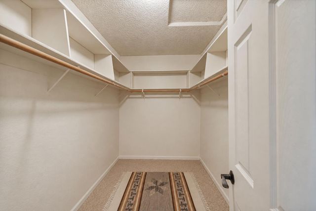 430 Flower Dr, Folsom, CA 95630
