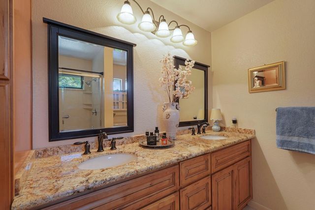 430 Flower Dr, Folsom, CA 95630