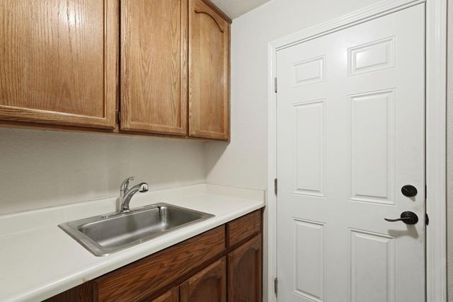 430 Flower Dr, Folsom, CA 95630