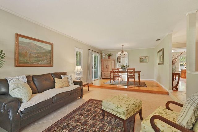 430 Flower Dr, Folsom, CA 95630