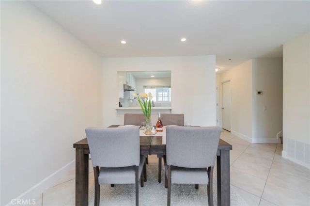 47 Fox, Irvine, CA 92614