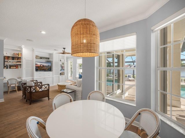 129 Brookhaven Court, Palm Beach Gardens, FL 33418