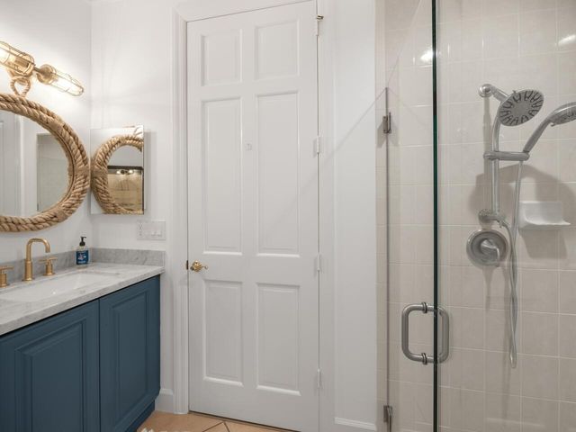 129 Brookhaven Court, Palm Beach Gardens, FL 33418