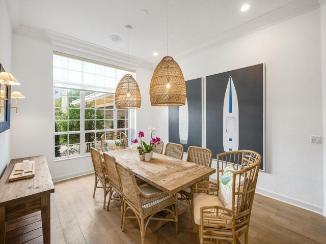 129 Brookhaven Court, Palm Beach Gardens, FL 33418