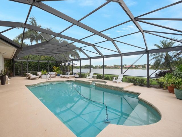 129 Brookhaven Court, Palm Beach Gardens, FL 33418