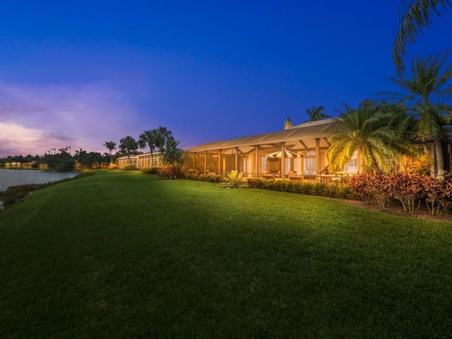 129 Brookhaven Court, Palm Beach Gardens, FL 33418