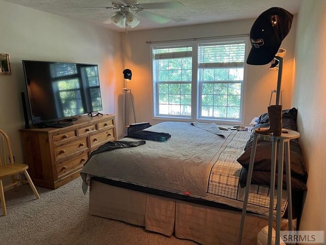 674 Katie Court, Ammon, ID 83406