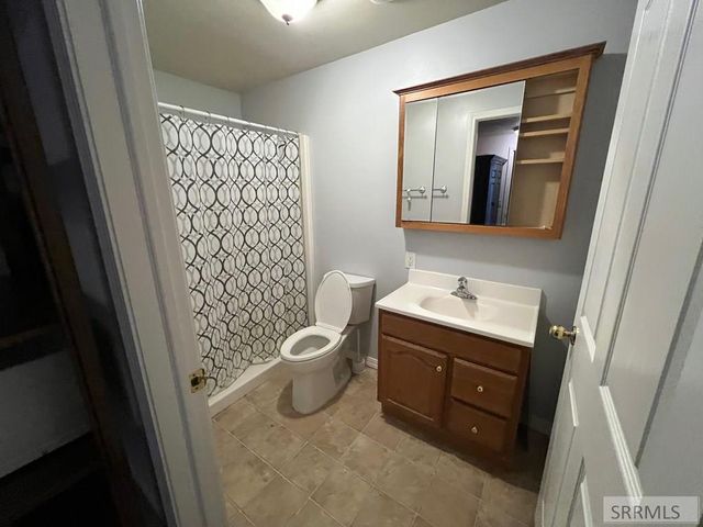 674 Katie Court, Ammon, ID 83406