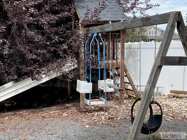 674 Katie Court, Ammon, ID 83406