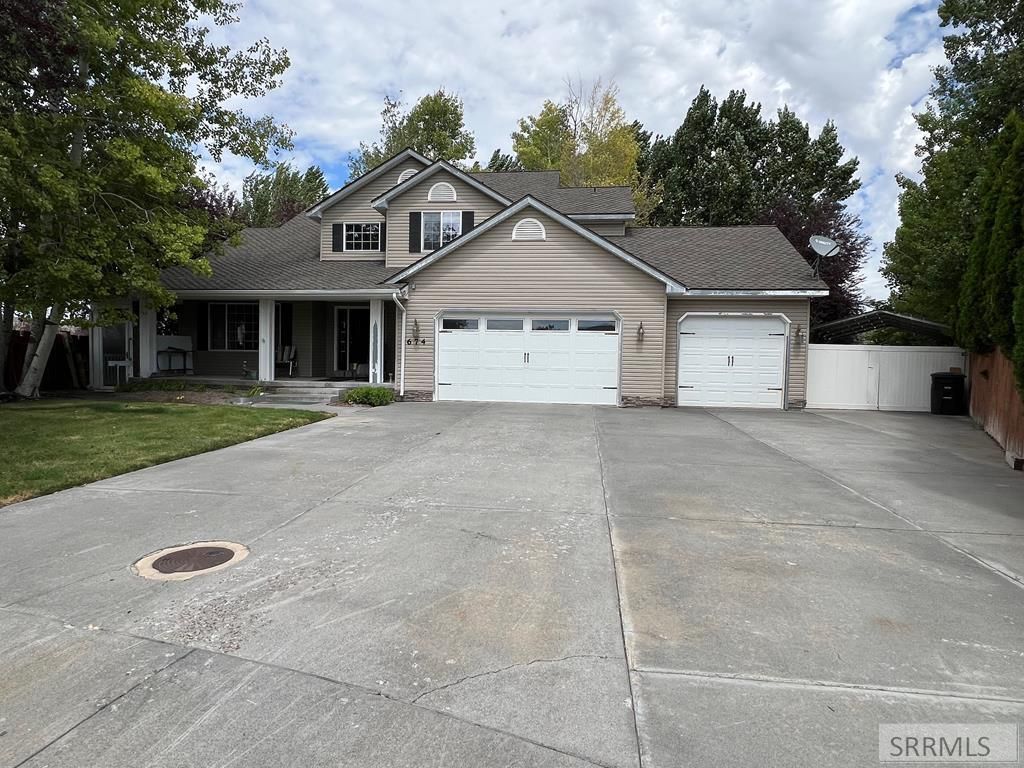 674 Katie Court, Ammon, ID 83406