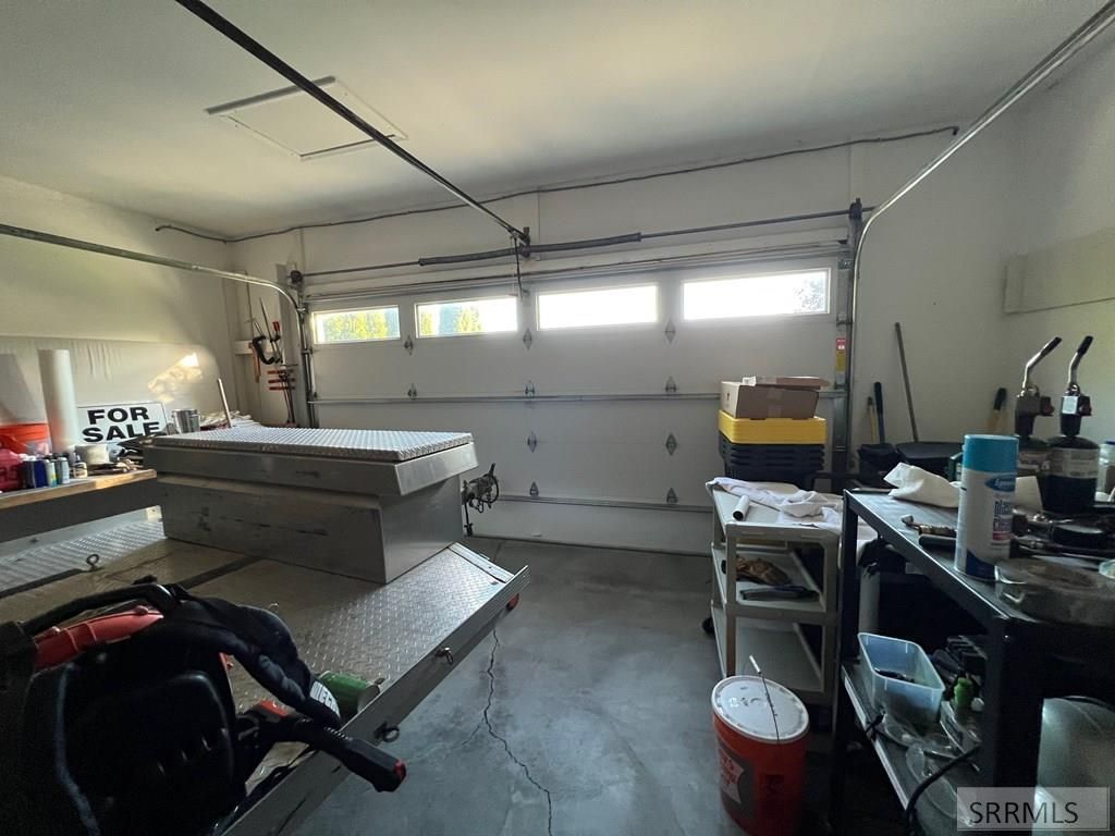 Image 20 of property listing at 674 Katie Court, Ammon, ID 83406