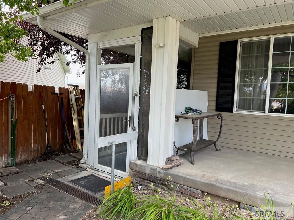 Image 23 of property listing at 674 Katie Court, Ammon, ID 83406