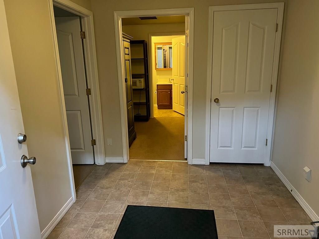 Image 24 of property listing at 674 Katie Court, Ammon, ID 83406
