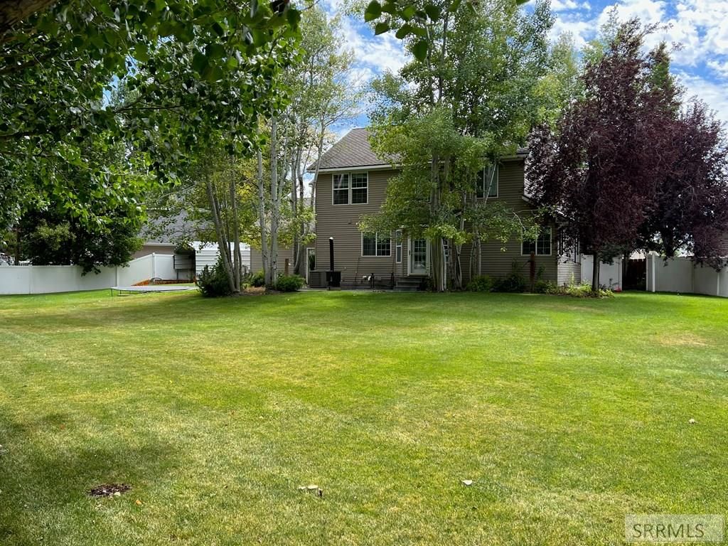Image 32 of property listing at 674 Katie Court, Ammon, ID 83406