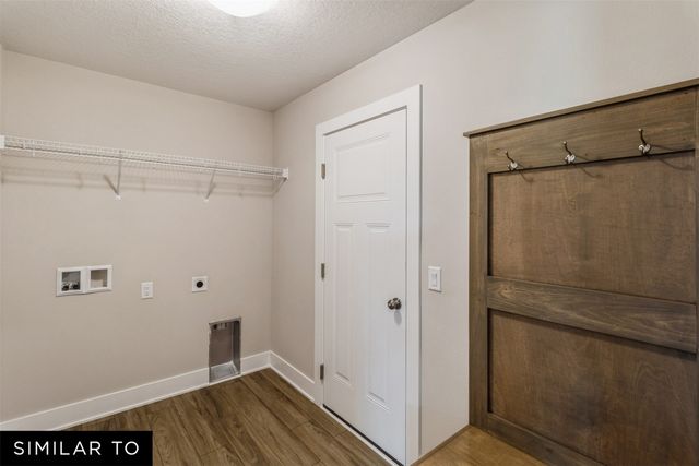 2910 NW Reinhart Drive, Ankeny, IA 50023