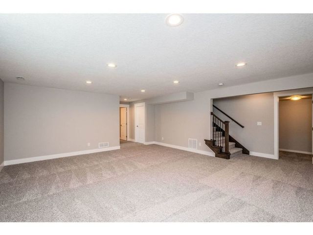 2910 NW Reinhart Drive, Ankeny, IA 50023