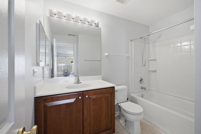 6132 Washington Court, Morton Grove, IL 60053