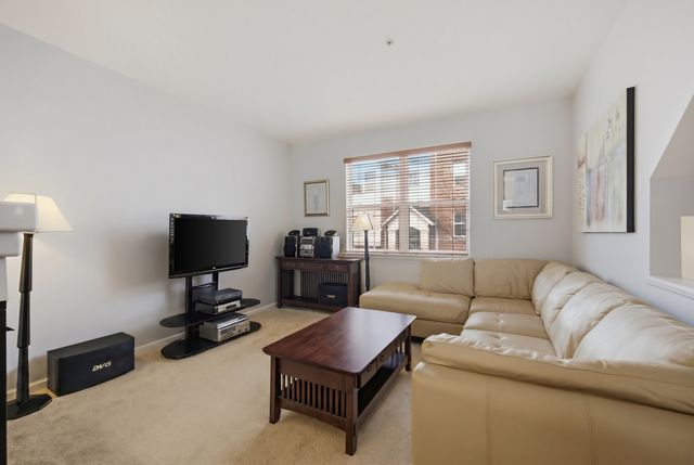 6132 Washington Court, Morton Grove, IL 60053