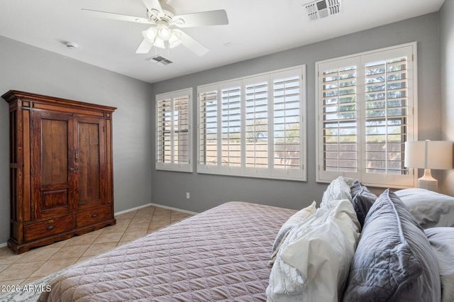 1608 W KURALT Drive, Anthem, AZ 85086