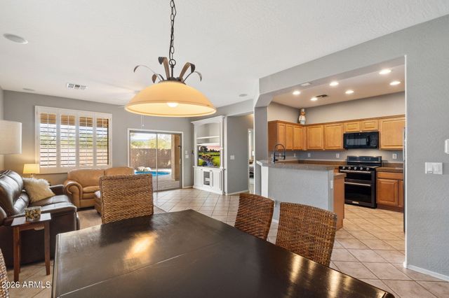 1608 W KURALT Drive, Anthem, AZ 85086