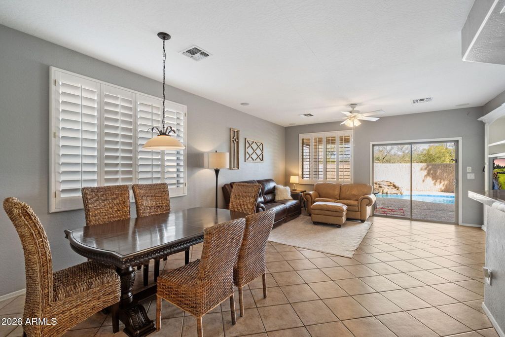 Image 10 of property listing at 1608 W KURALT Drive, Anthem, AZ 85086