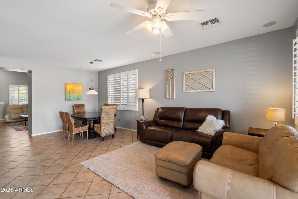 Image 14 of property listing at 1608 W KURALT Drive, Anthem, AZ 85086