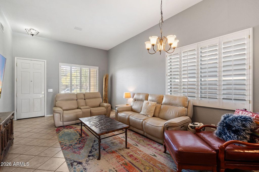 Image 7 of property listing at 1608 W KURALT Drive, Anthem, AZ 85086
